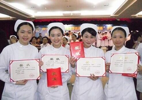 成都希望卫校实训环境怎么样